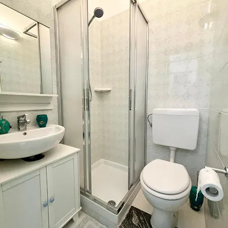 Casa Alis 公寓 莱万托